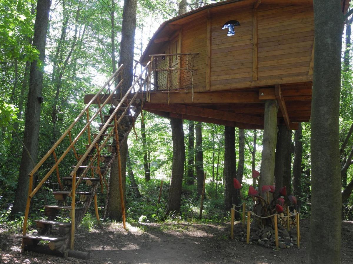 Treehouse V Brdech Villa Bohutin  Bagian luar foto